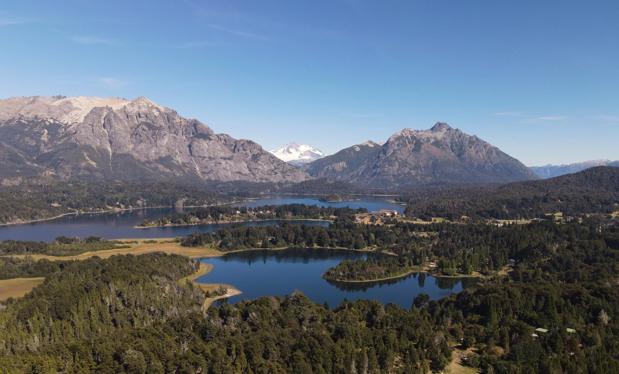 Paisaje de montañas de la Patagonia